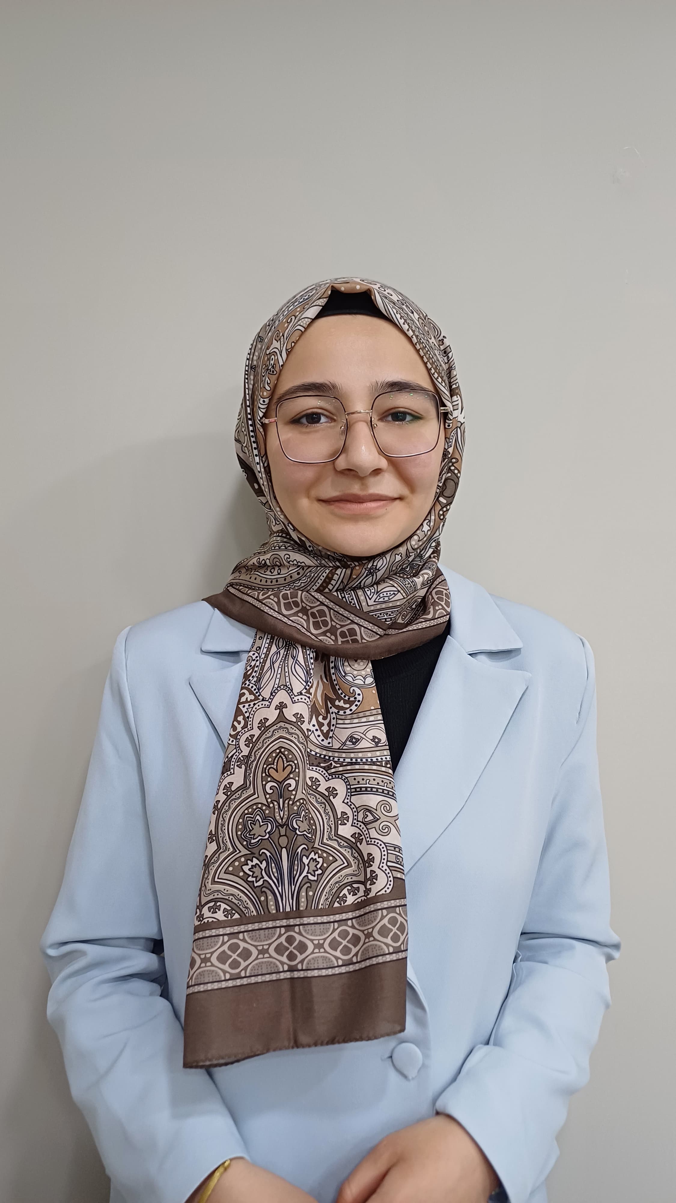 Ayşenur Gök